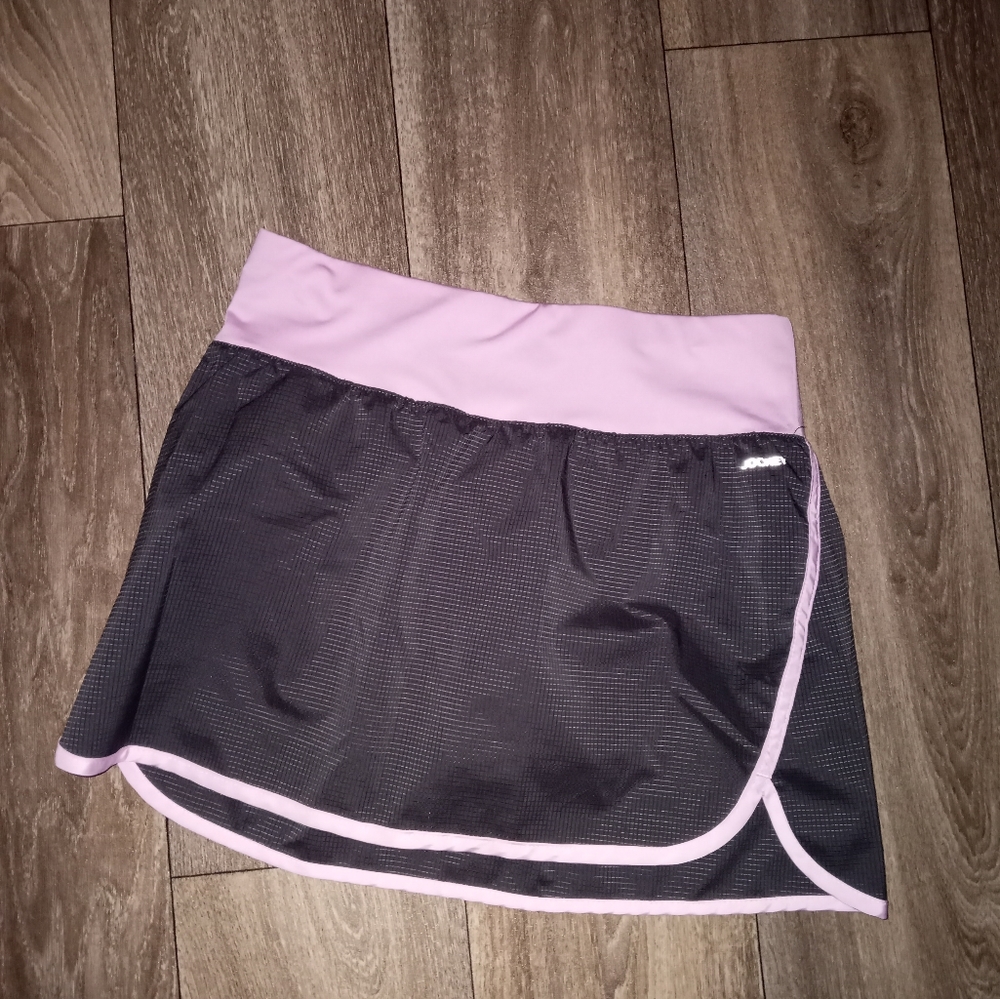 Jockey gray and pink skort size small